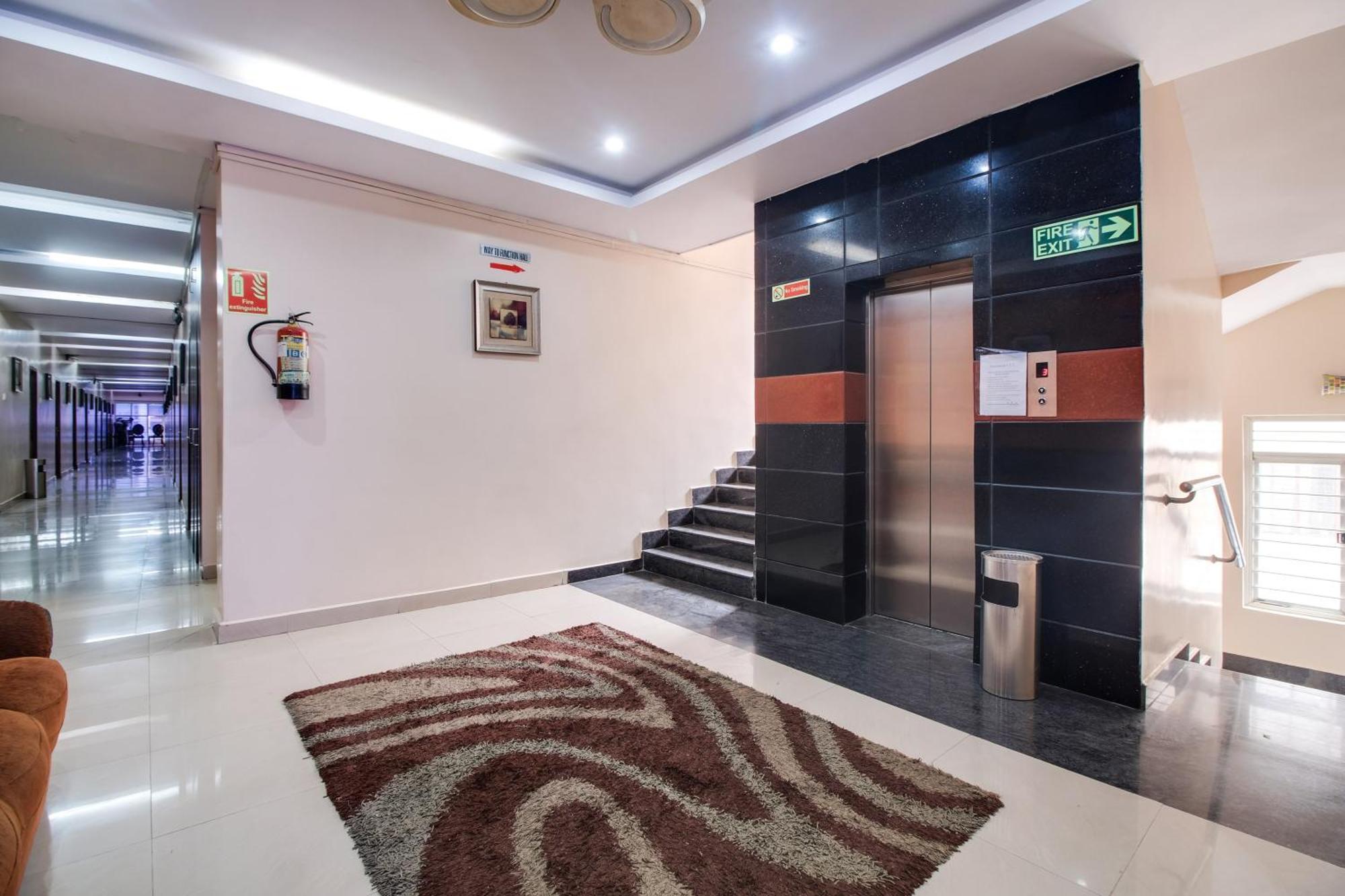 Super Townhouse Gajuwaka Near Cmr Mall Kurmannapalem Esterno foto