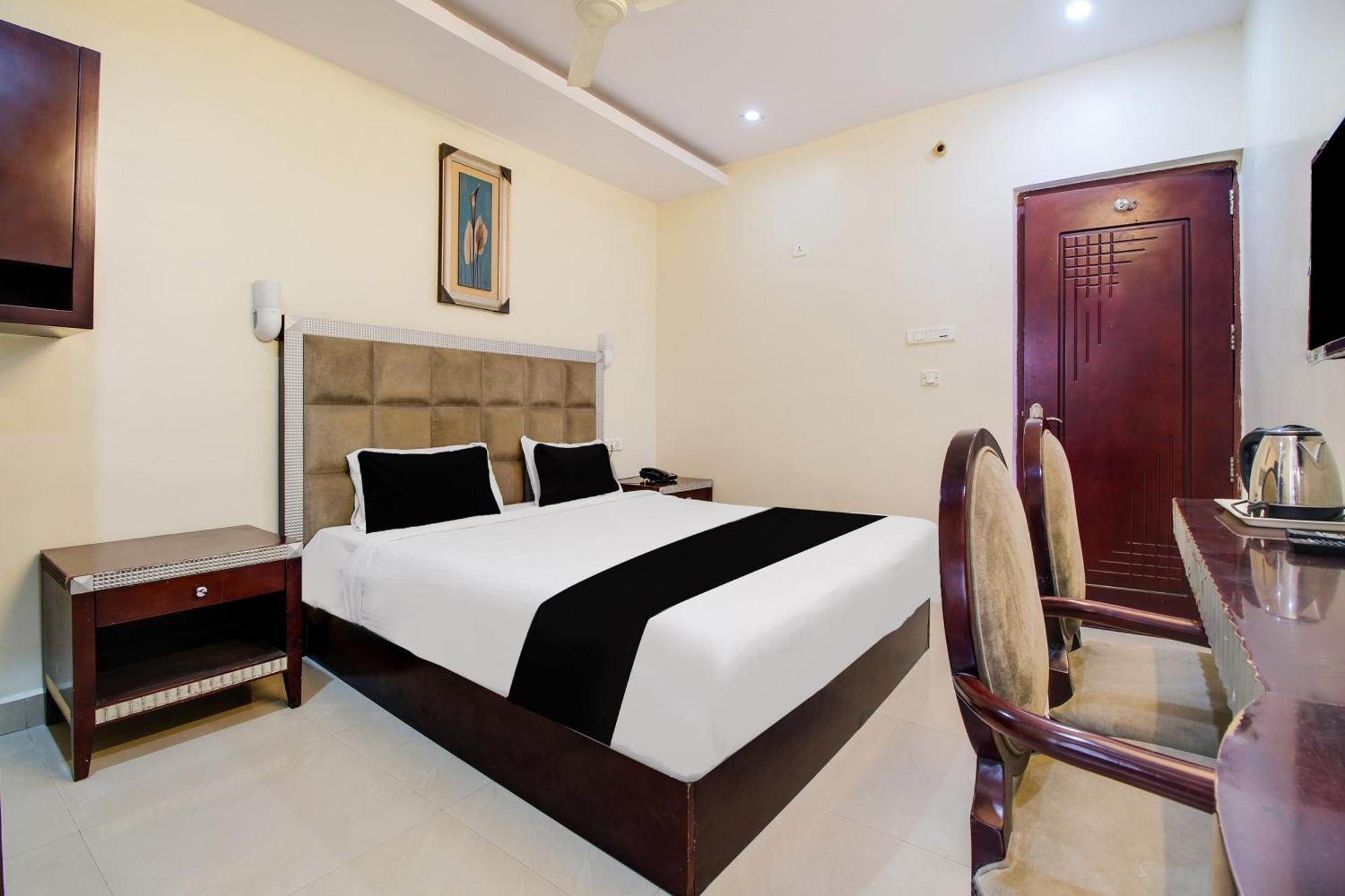 Super Townhouse Gajuwaka Near Cmr Mall Kurmannapalem Esterno foto